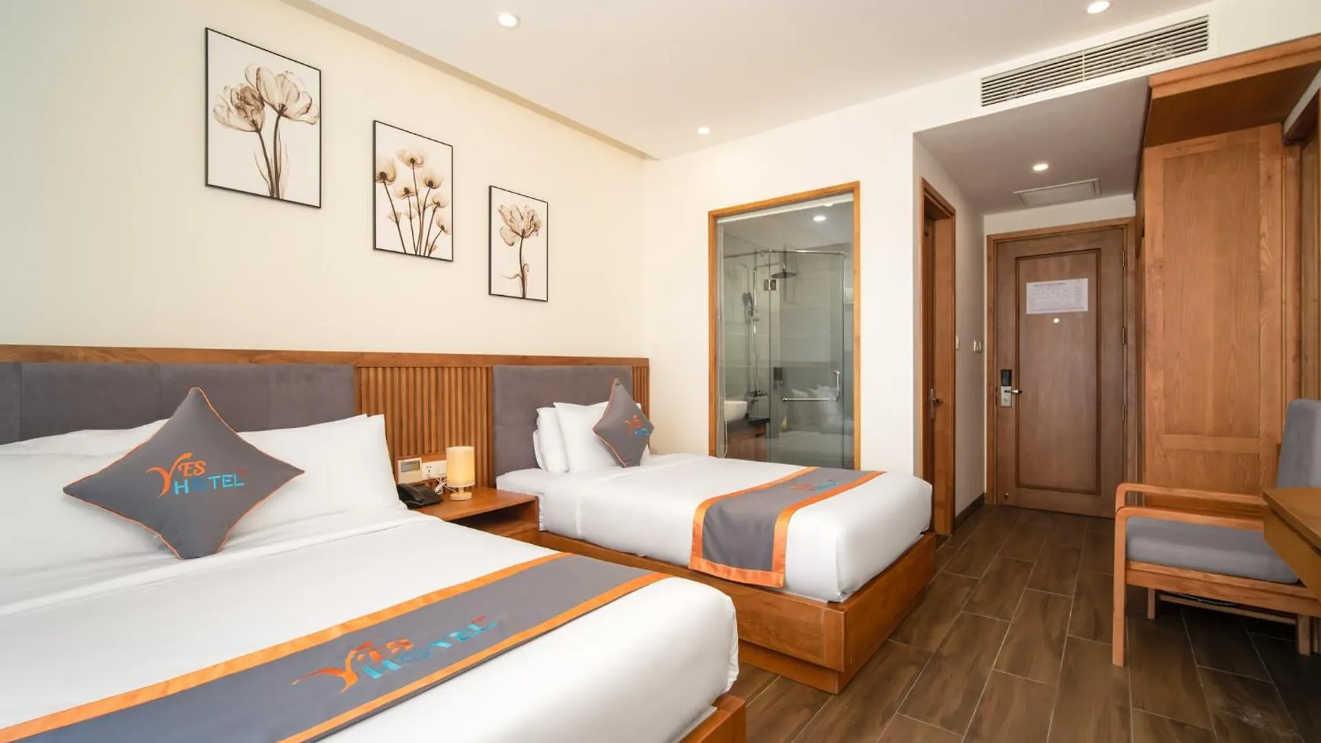 Yes Boutique Hotel And Sky Pool Da Nang 0*,  Vietnam