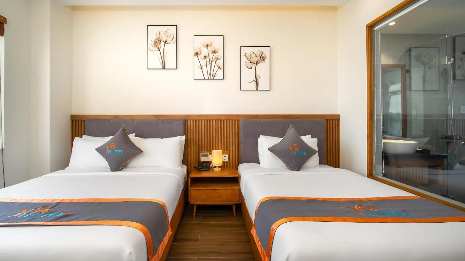 Yes Boutique Hotel And Sky Pool Da Nang